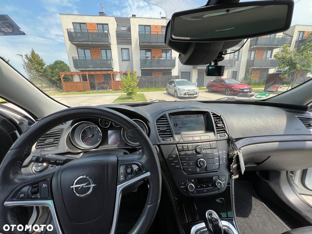 Opel Insignia 2.0 CDTI Sports Tourer - 9