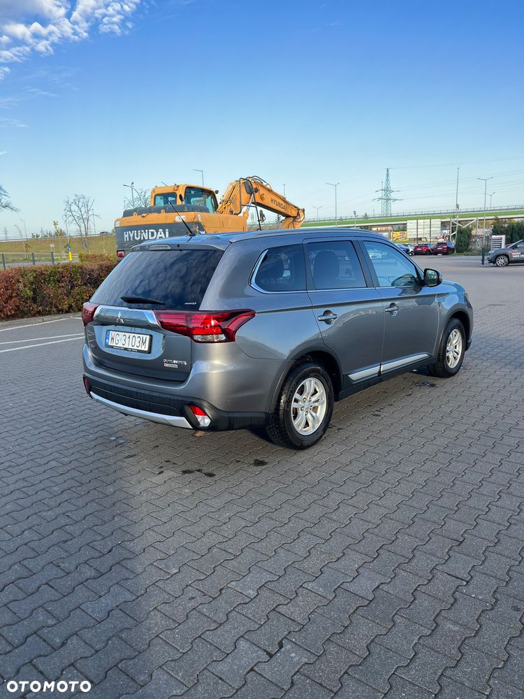 Mitsubishi Outlander 2016 photo 4