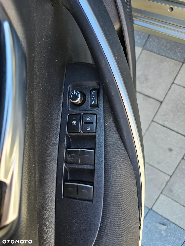 Toyota Corolla 1.6 Comfort - 12