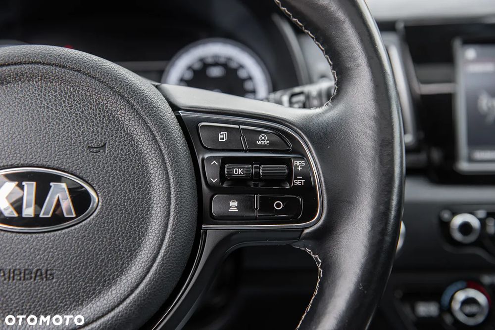 Kia Niro 1.6 GDI HEV 2WD OPF Vision - 24