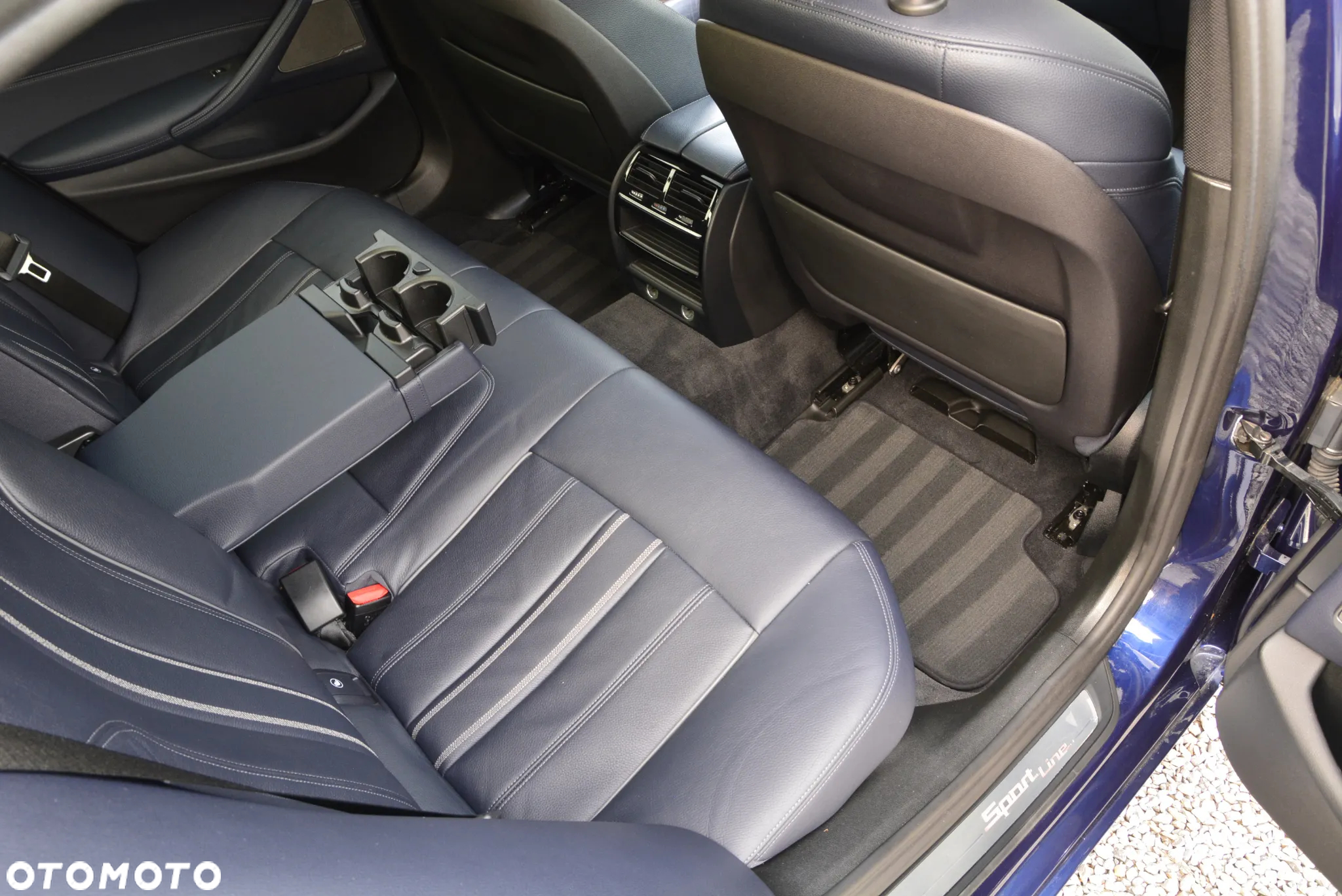BMW Seria 5 530i Sport Line sport - 26