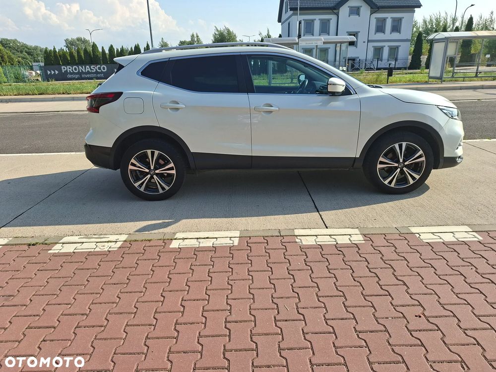 Nissan Qashqai 1.2 DIG-T Tekna EU6 - 4