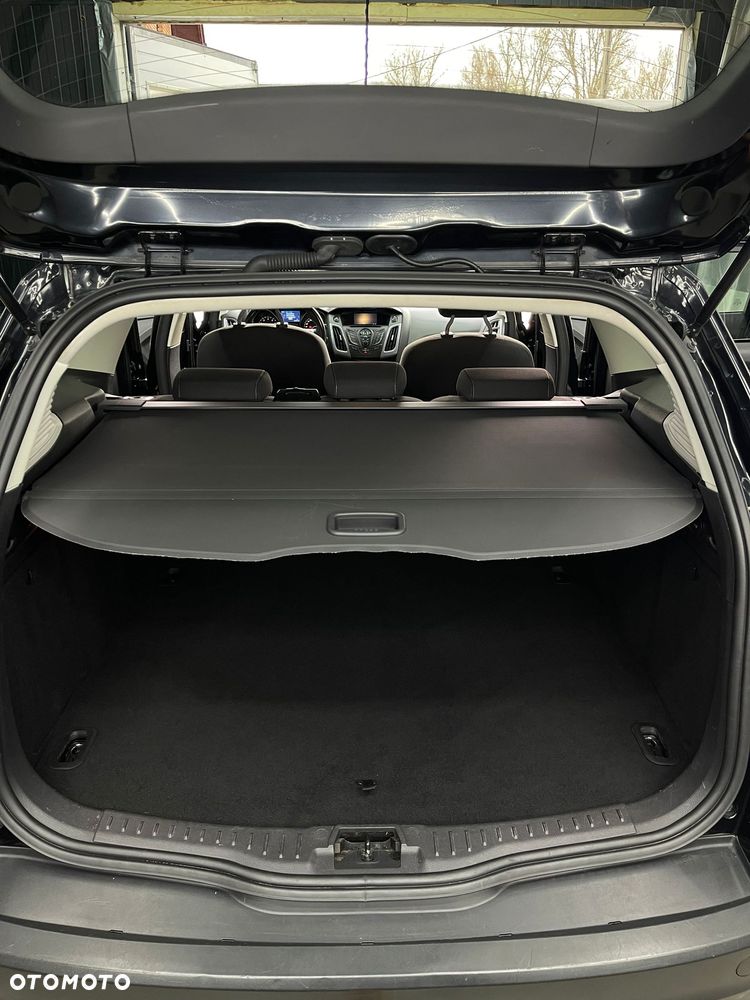 Ford Focus 1.6 EcoBoost Start-Stopp-System Champions Edition - 17
