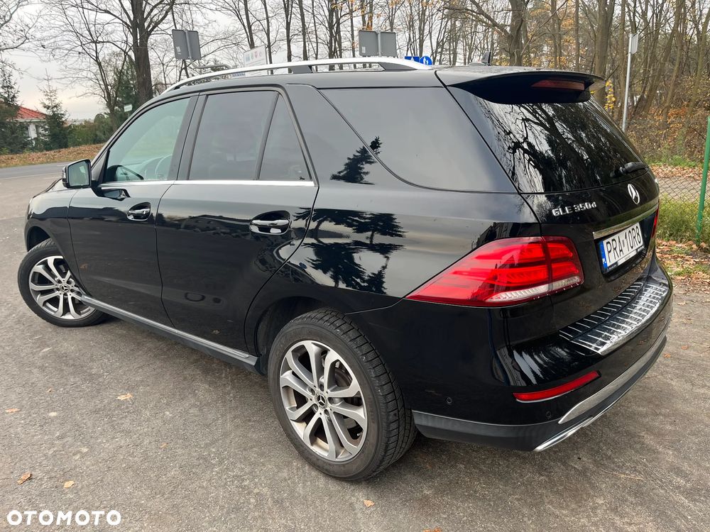 Mercedes-Benz GLE 350 d 4-Matic - 3