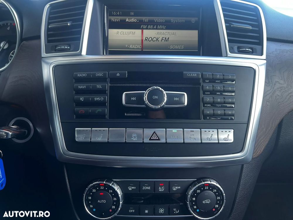 Mercedes-Benz ML 350 BlueTec 4MATIC Aut - 14