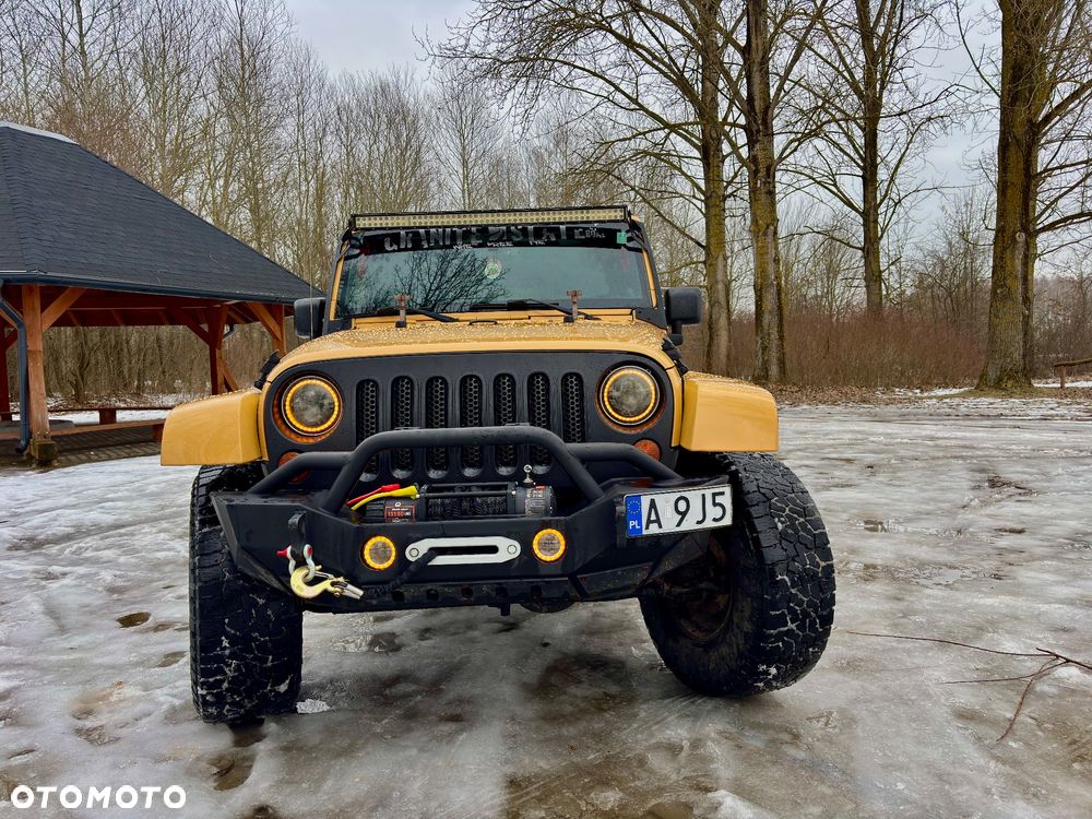 Jeep Wrangler 3.6 Unlim Sahara - 21
