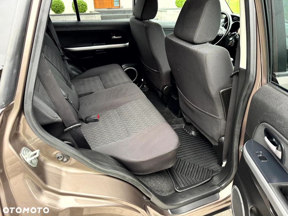 Suzuki Grand Vitara - 14