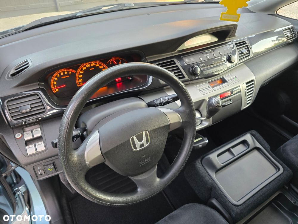 Honda FR-V - 22