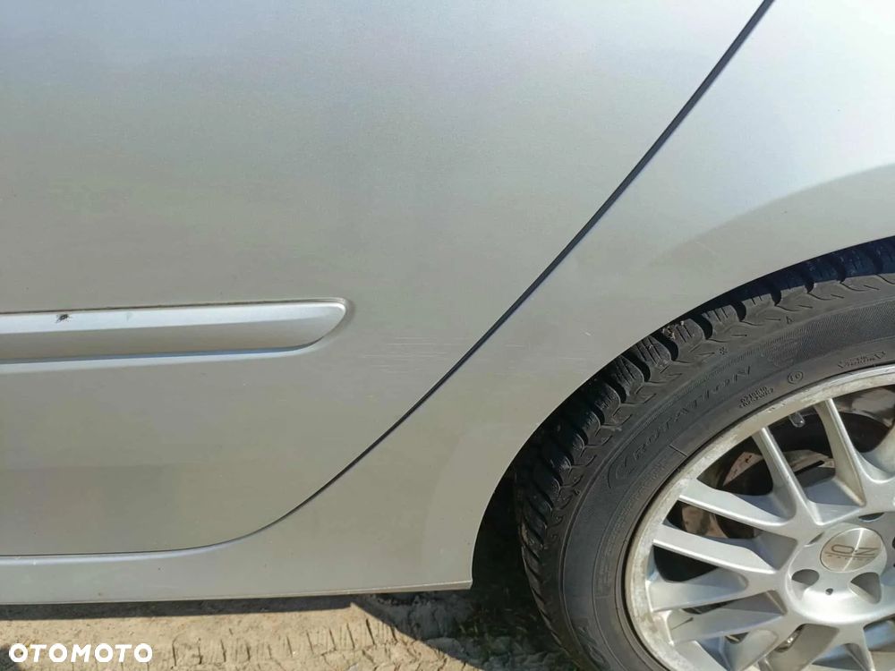 Renault Laguna Grandtour 2.0 Turbo GT - 7