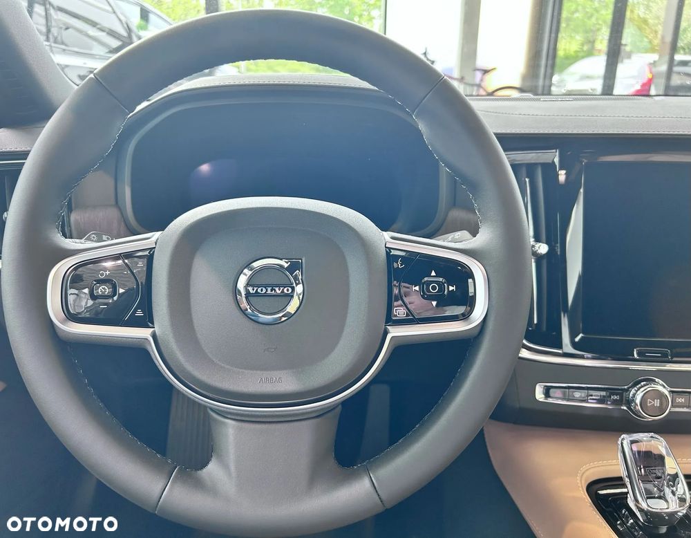 Volvo V90 - 23