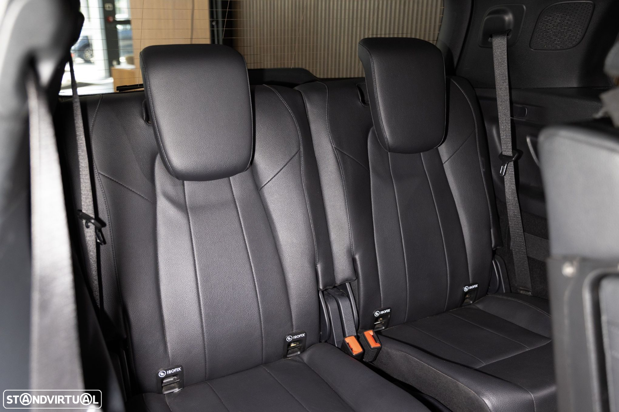 Mercedes-Benz GLB 220 d 4Matic Style - 29