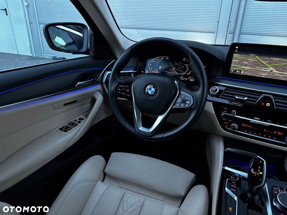 BMW Seria 5 - 22