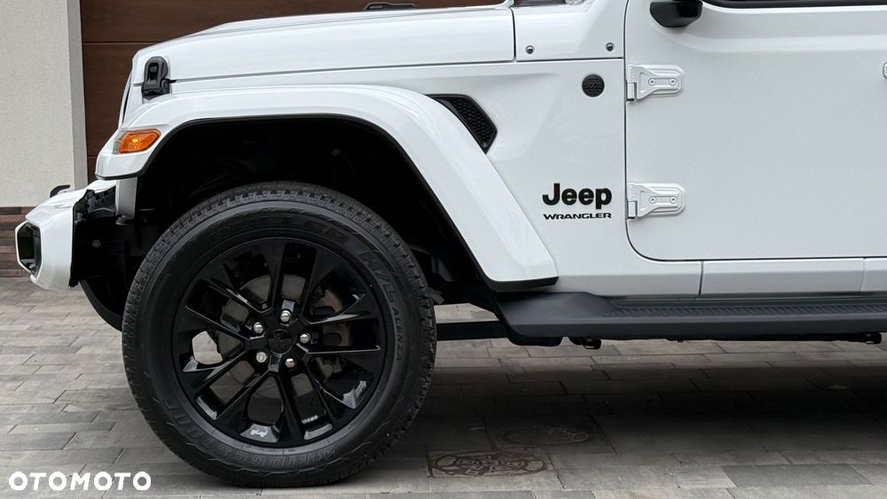Jeep Wrangler - 23