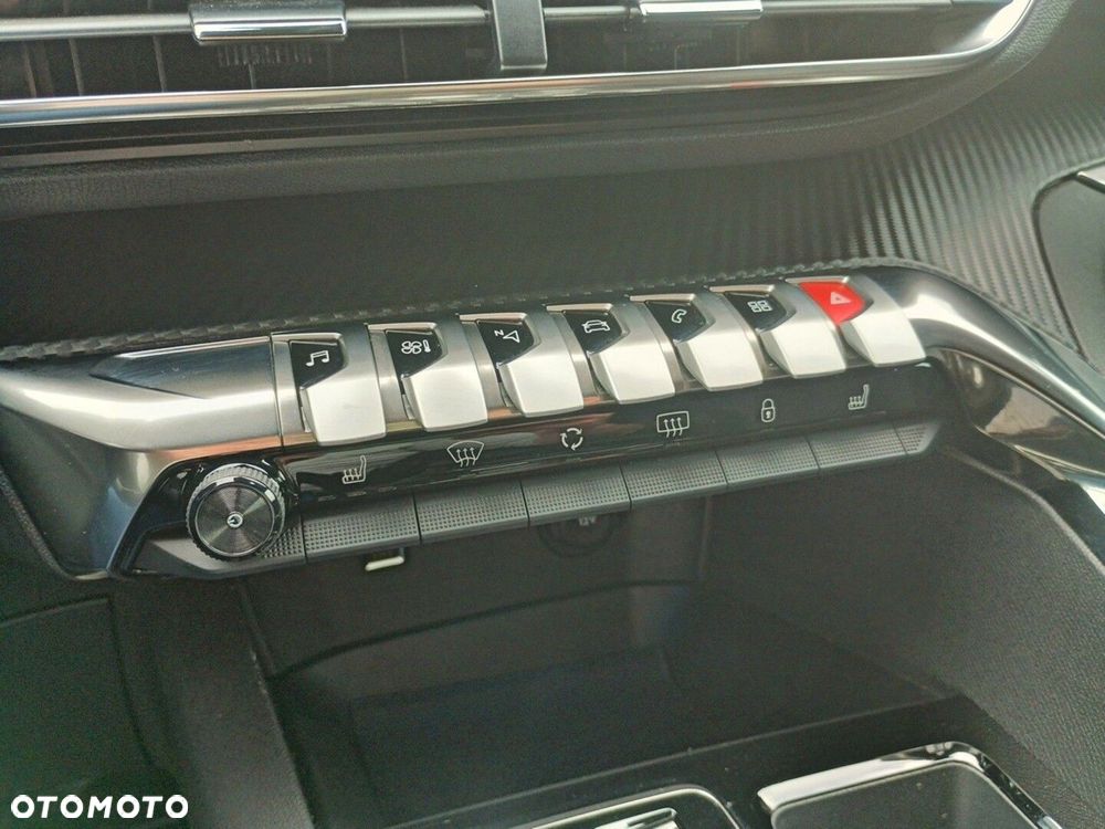 Peugeot 5008 1.5 BlueHDi Allure Pack S&S EAT8 - 26