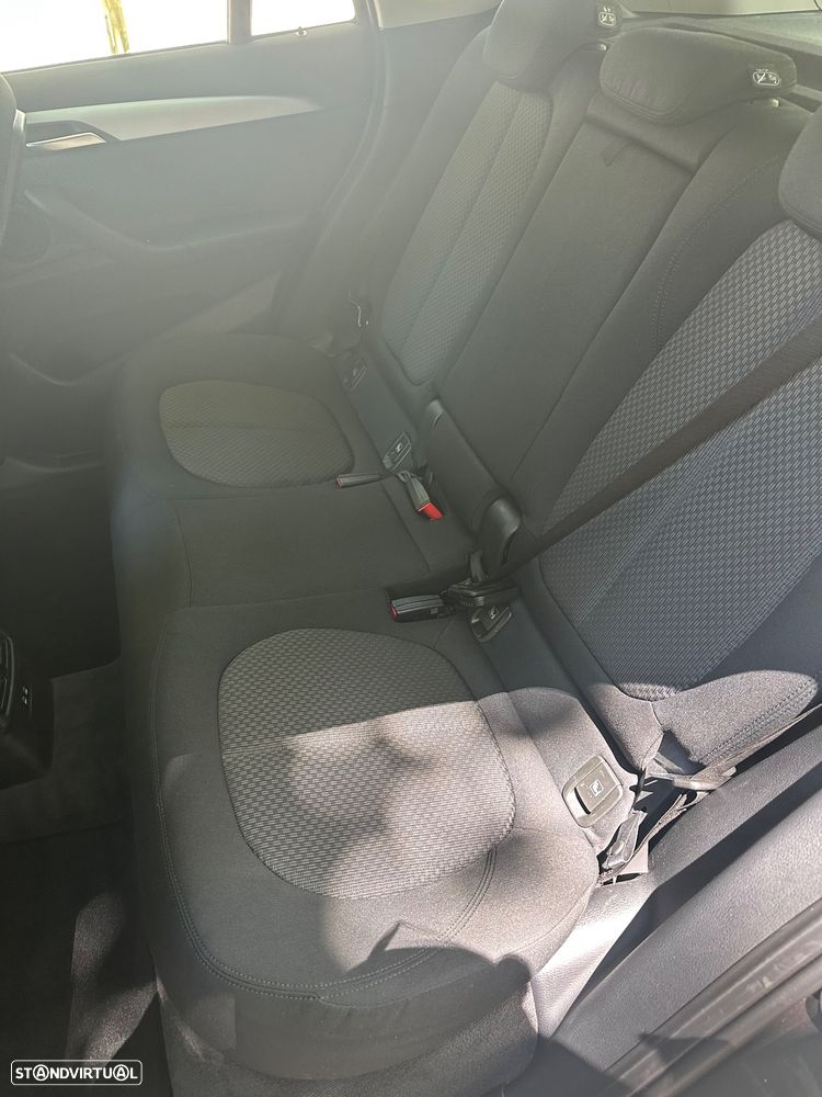 BMW X1 - 13