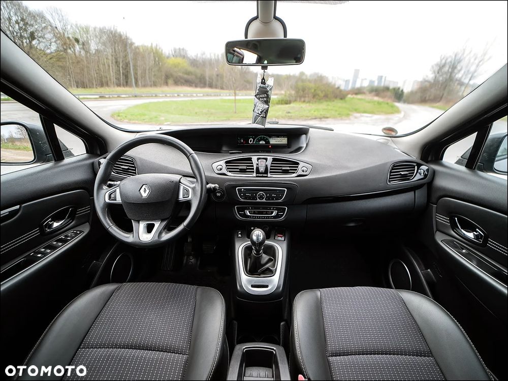 Renault Scenic - 7