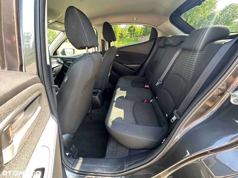 Mazda 2 - 14