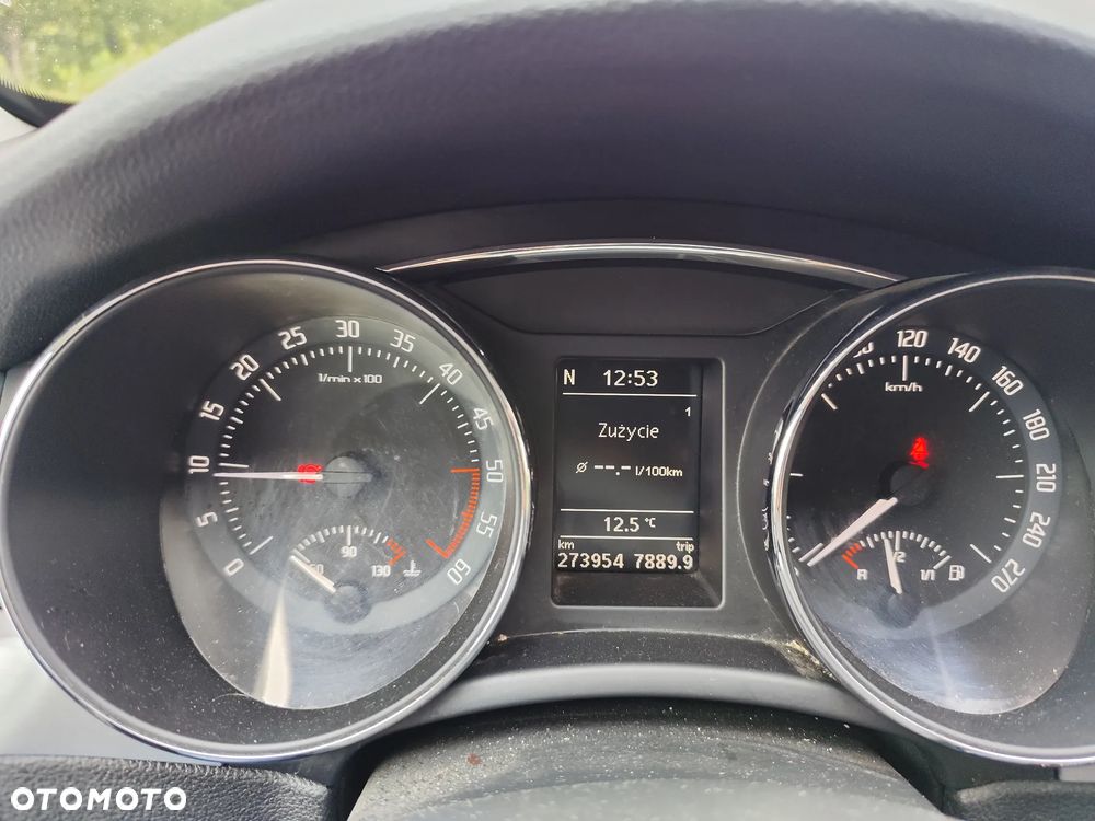 Skoda Superb 2.0 TDI Ambition - 11