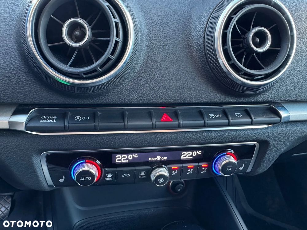 Audi A3 3-drzwiowe 1.4 TFSI Ambiente - 11