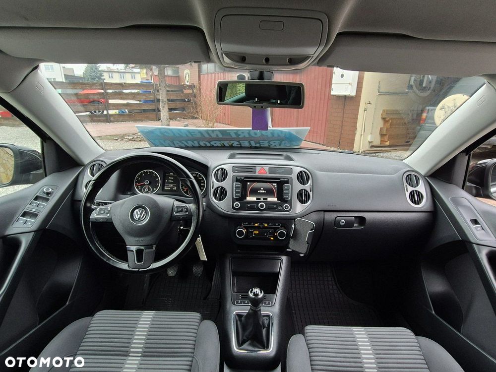 Volkswagen Tiguan - 11