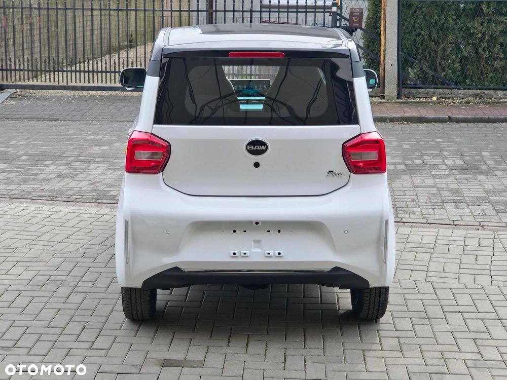 Microcar M.GO - 18