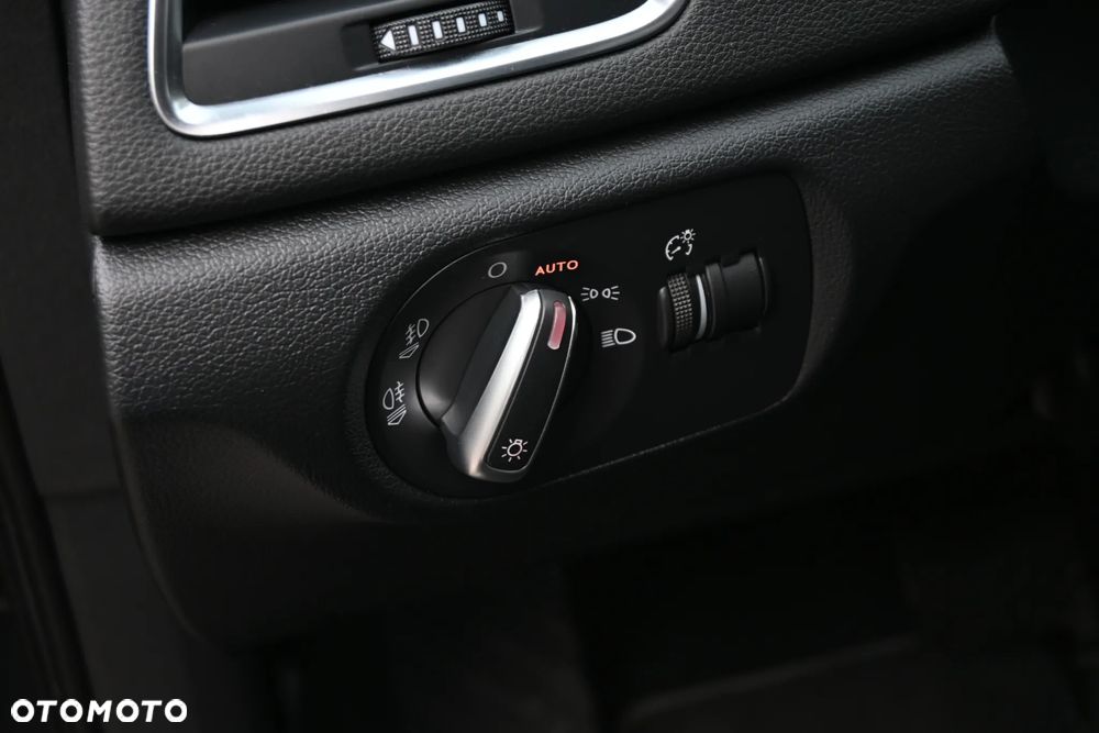 Audi Q3 2.0 TDI Quattro S tronic - 36