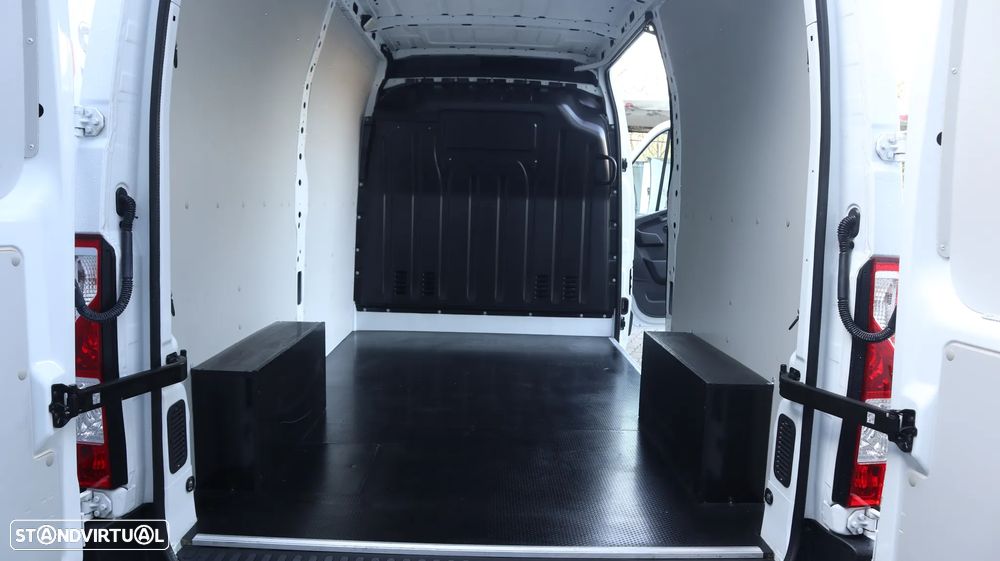 Renault Master 2.3 dci L2H2 110 - 6