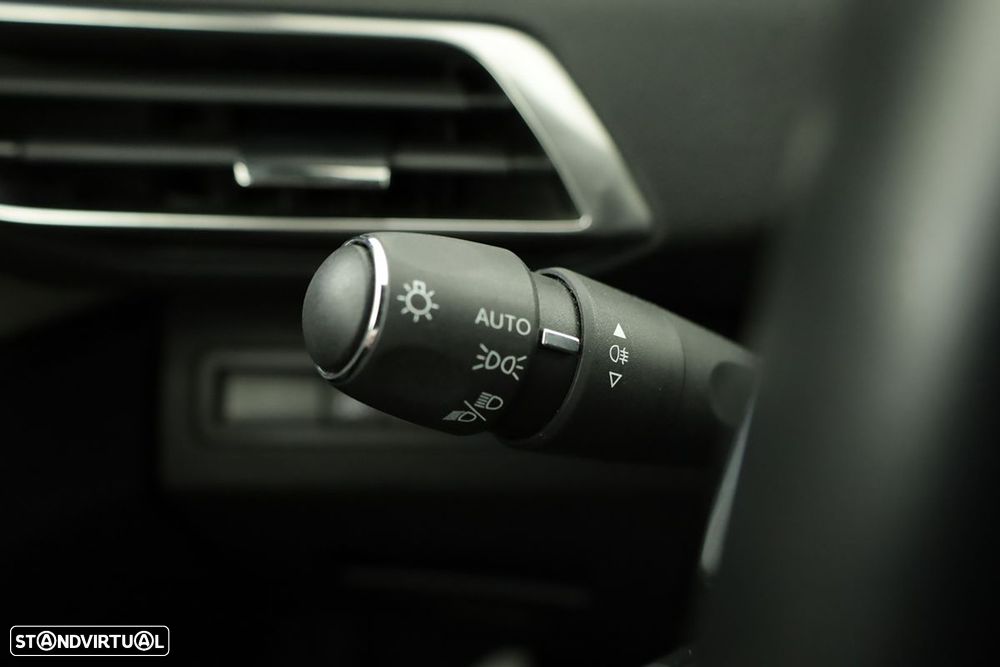 Peugeot 3008 1.2 Hybrid GT e-DCS6 - 15