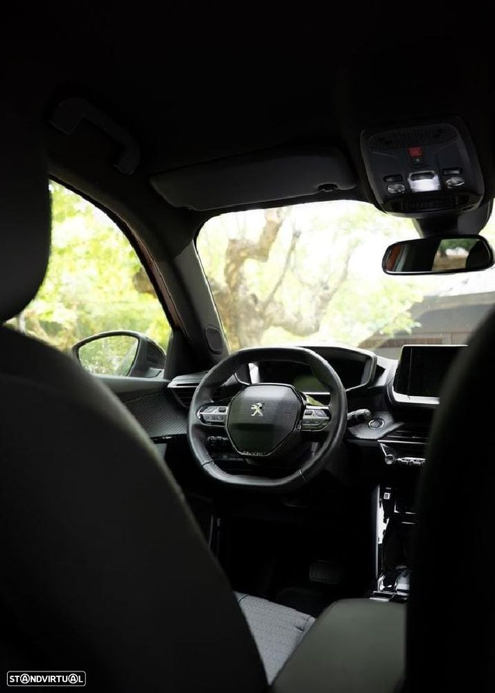 Peugeot 2008 - 4