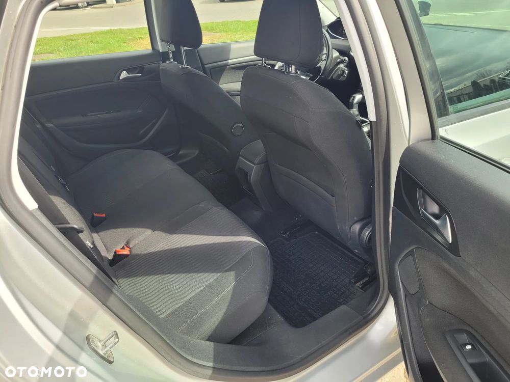 Peugeot 308 - 19