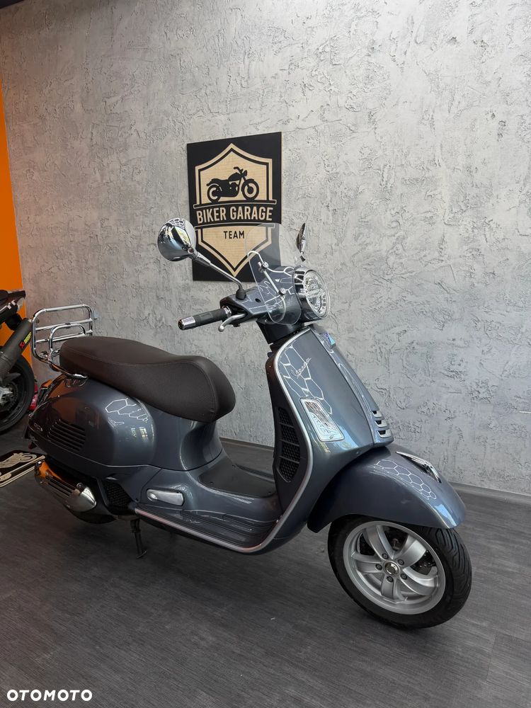 Vespa GTS - 3