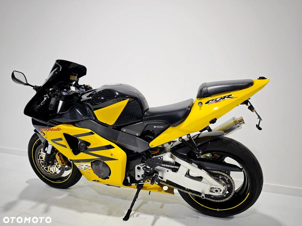 Honda CBR - 14