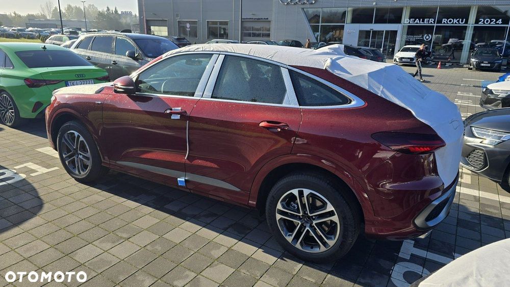 Audi Q5 Sportback - 4