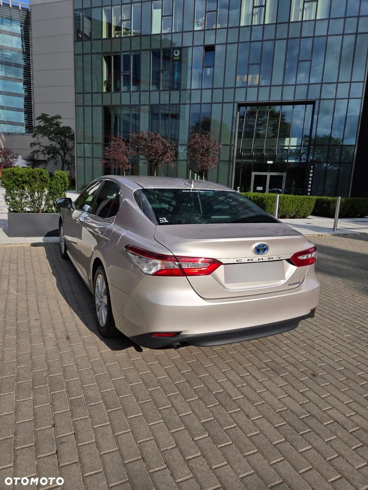 Toyota Camry 2.5 Hybrid Comfort CVT - 8