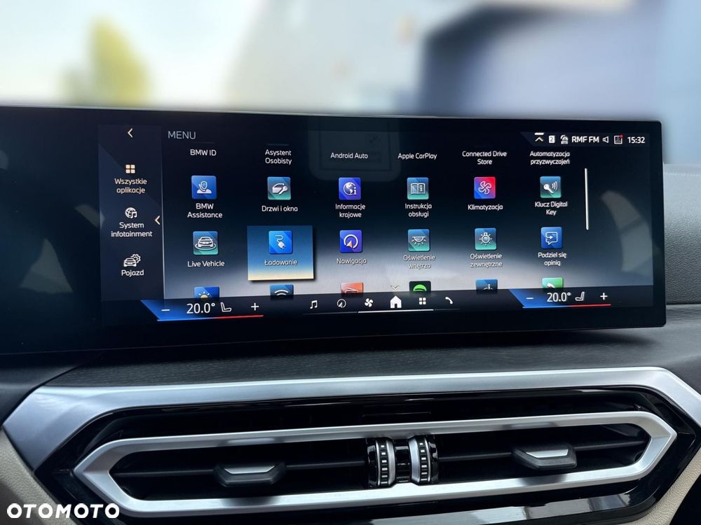 BMW i4 - 22