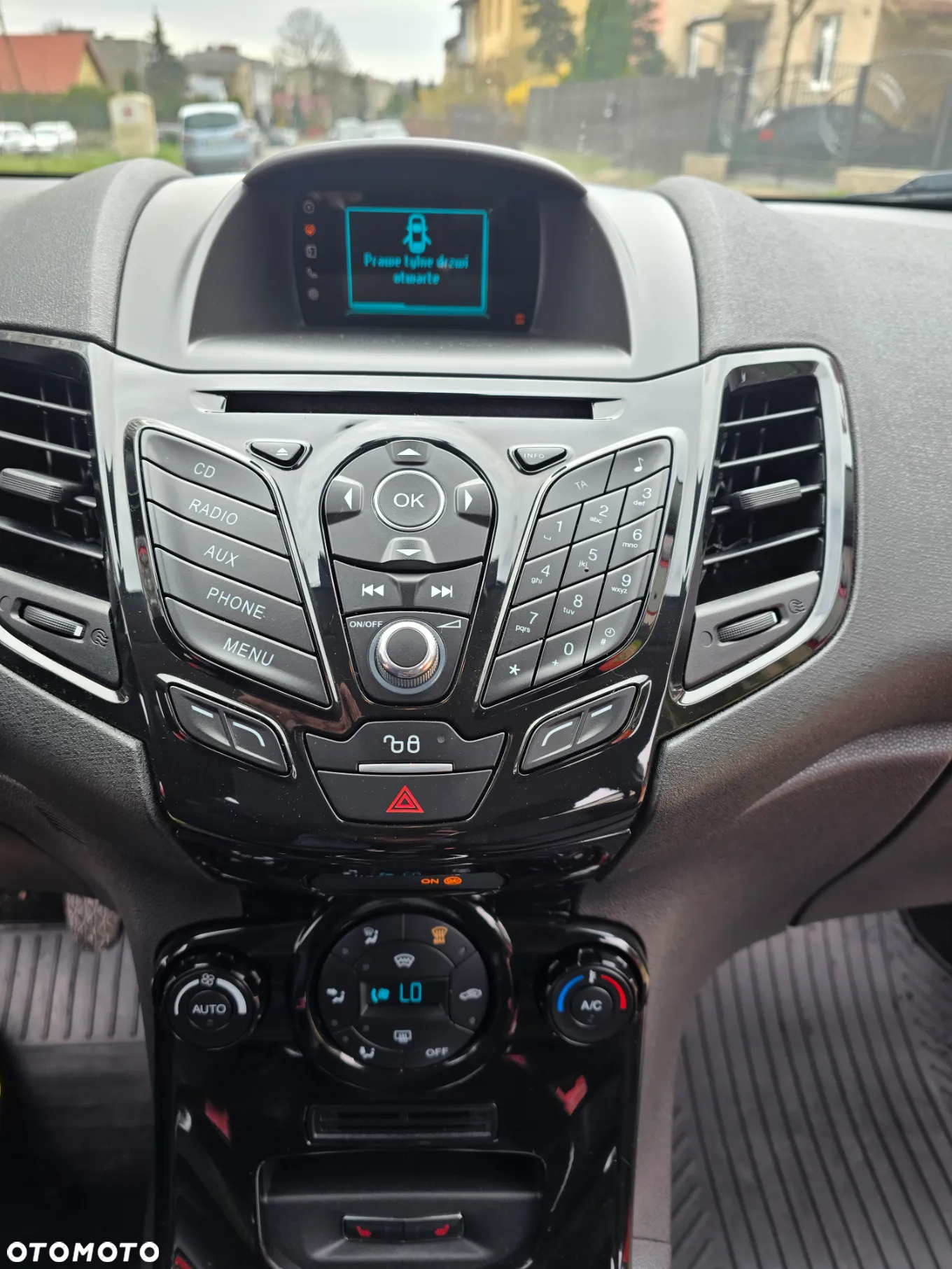Ford Fiesta - 18