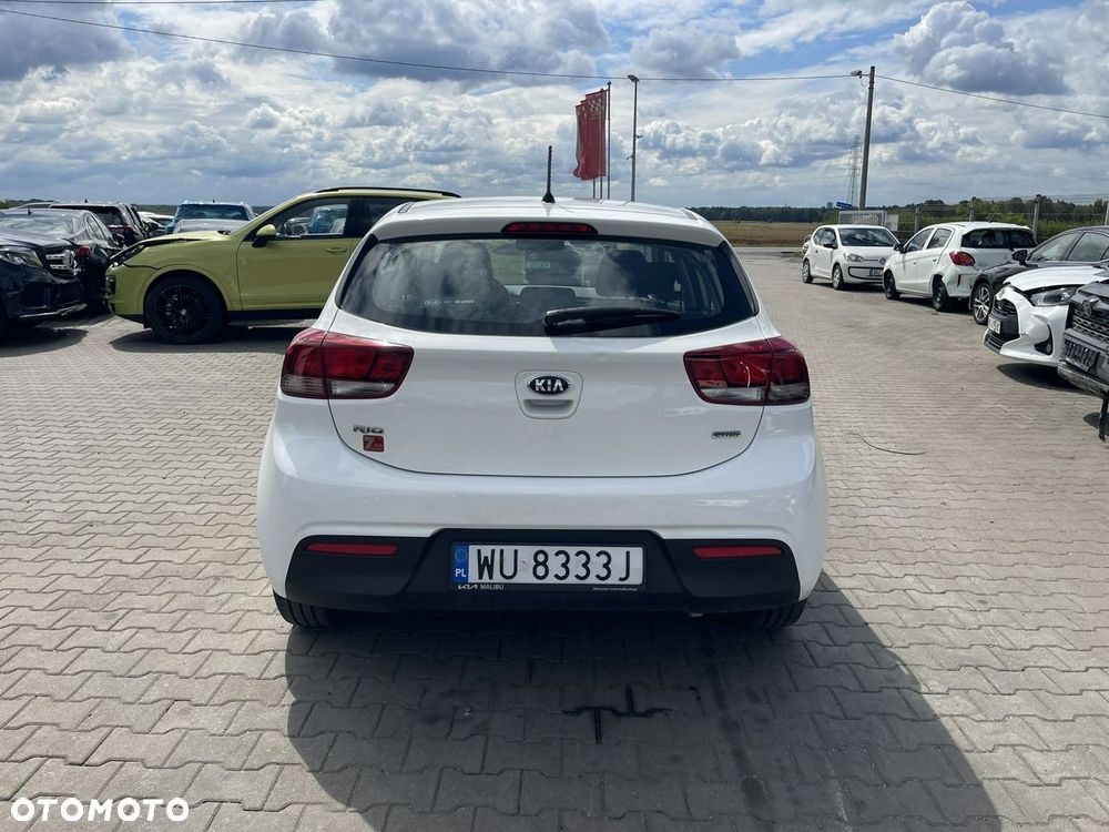 Kia Rio 1.4 crdi M - 4