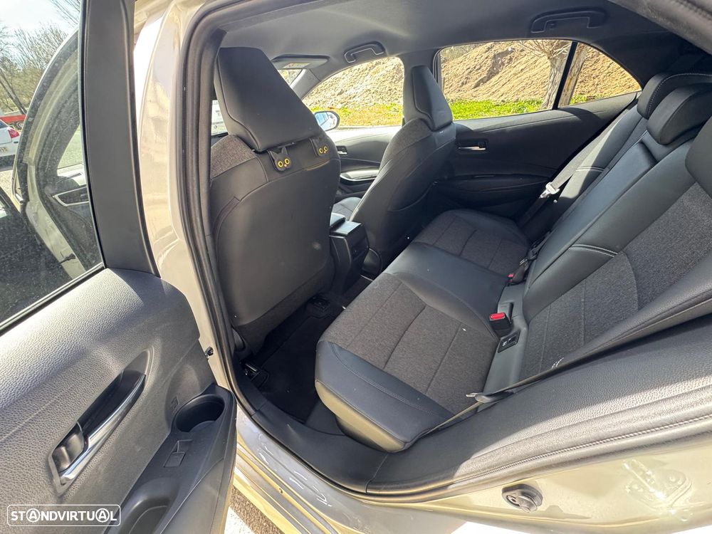 Toyota Corolla 1.8 Hybrid Square Collection - 7