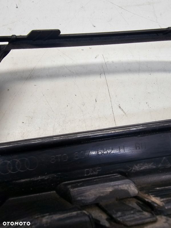 KRATKA ATRAPA ZDERZAKA PRAWA AUDI A5 8T LIFT 8T0807682H - 9