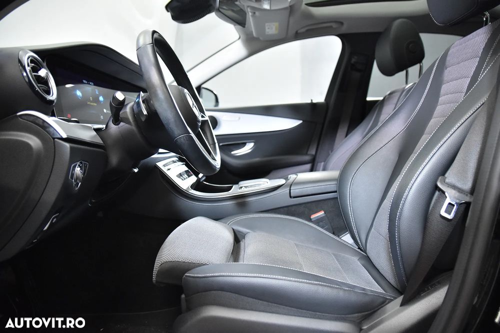 Mercedes-Benz E - 25