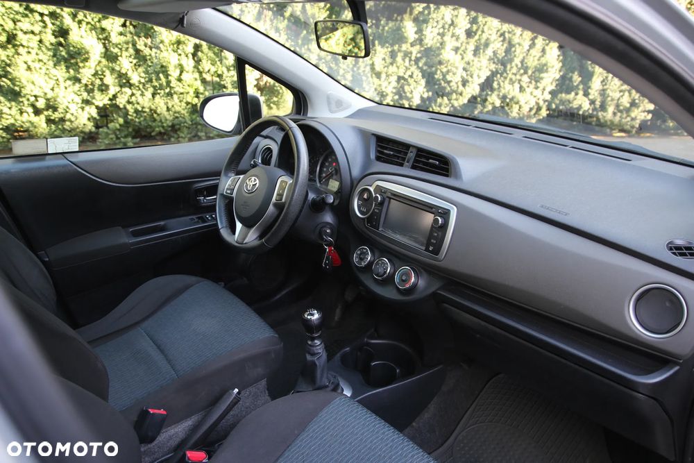 Toyota Yaris 1.33 Sol - 6