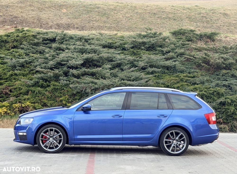 Skoda Octavia 2.0 TDI DSG RS - 12