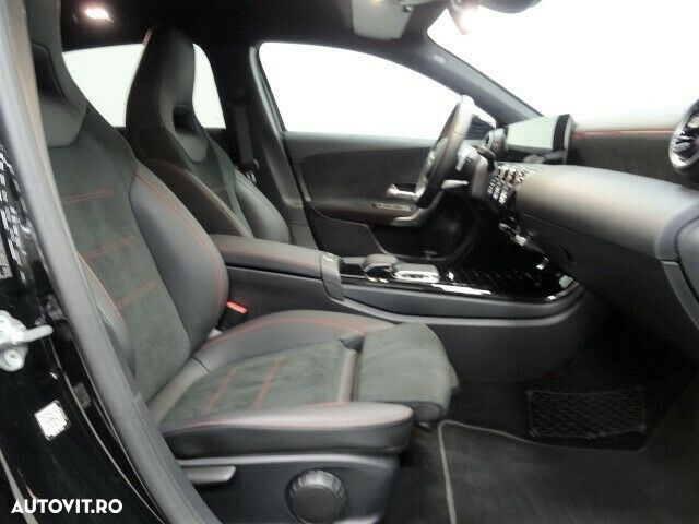 Mercedes-Benz A 250 4MATIC - 14