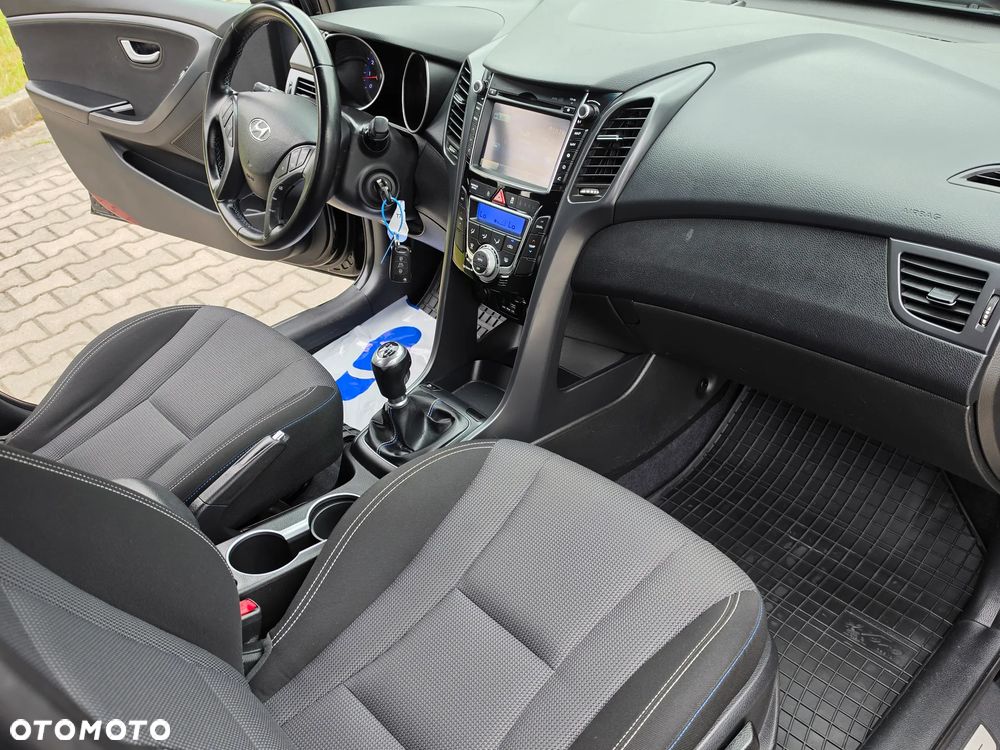 Hyundai i30 1.6 GDI BlueDrive Premium - 18