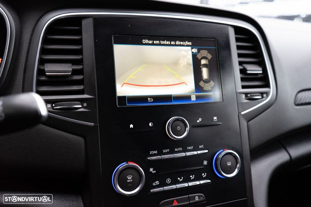 Renault Mégane 1.5 Blue dCi Intens - 44