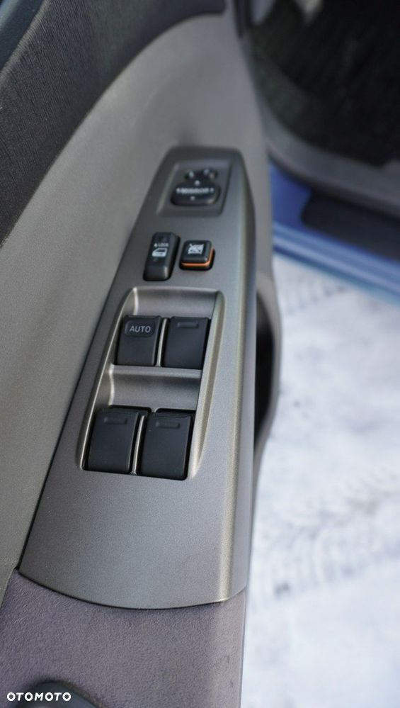 Toyota Prius 1.5 VVT-i Sol - 14