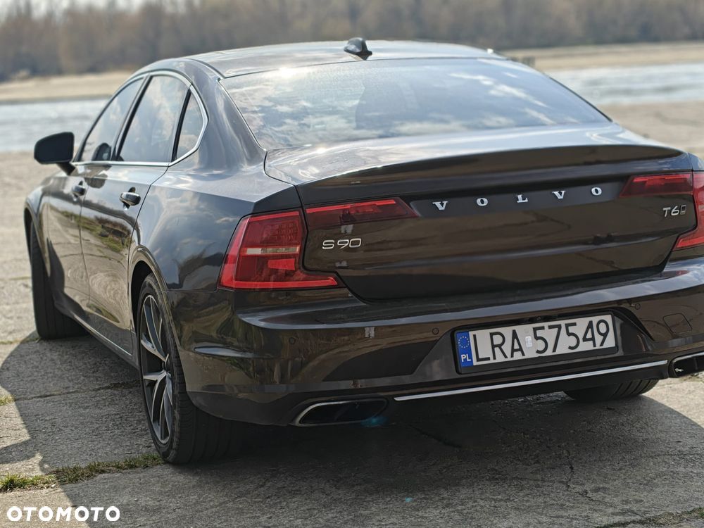 Volvo S90 T6 AWD Geartronic Momentum - 2