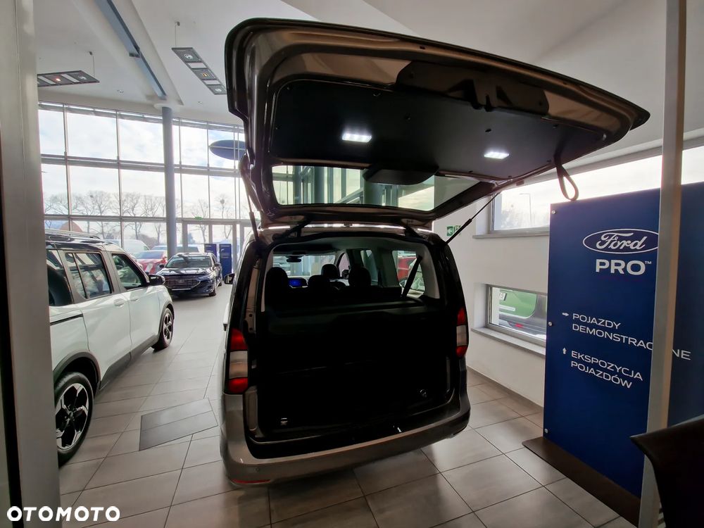 Ford Tourneo Connect Grand - 21