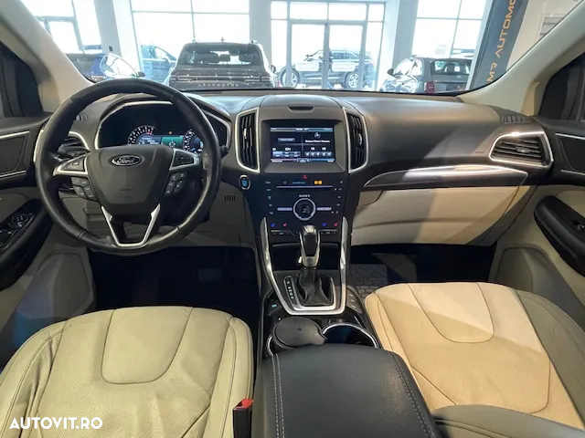 Ford Edge 2.0 TDCi Powershift Titanium - 13