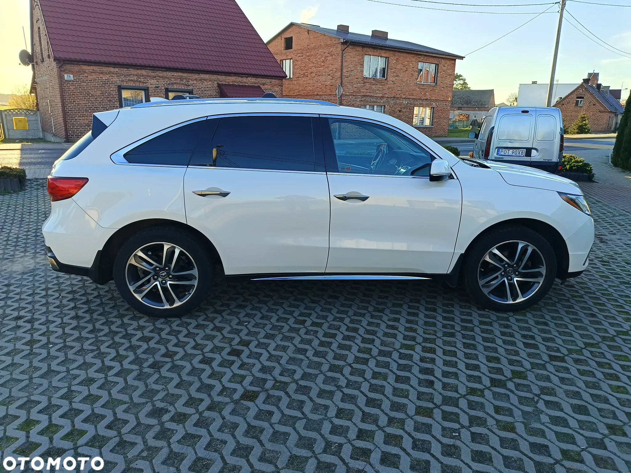 Acura MDX 3.7 V6 Base - 5